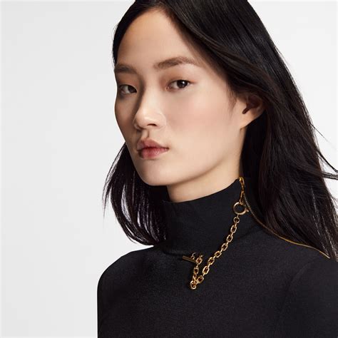 Shoulder Detail Turtleneck Sweater 